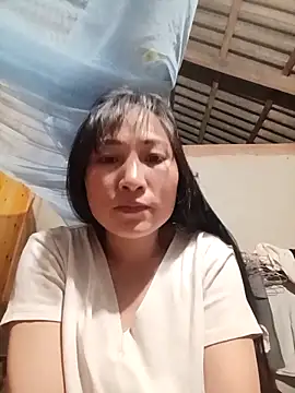 Snapshot of YAYAA-502 chatting on November 19, 2025, 1:33 pm YAYAA-502 online show from November 19, 2025, 1:33 pm