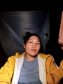 Snapshot of YAYAA-502 chatting on December 21, 2025, 2:46 pm YAYAA-502 online show from December 21, 2025, 2:46 pm