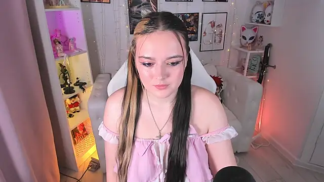 HeyMary online show from September 18, 2025, 4:58 am