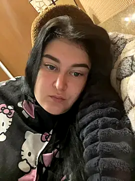 DazzzlingDame online show from October 8, 2025, 2:14 pm