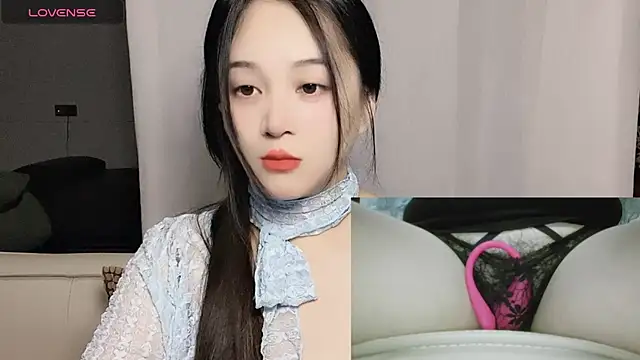 woaiqinqin online show from September 30, 2025, 3:50 pm