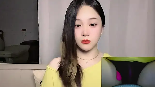 woaiqinqin online show from May 17, 2026, 3:30 pm
