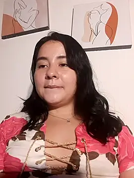 Snapshot of Yuli-27 chatting on October 12, 2025, 4:11 am Yuli-27 online show from October 12, 2025, 4:11 am