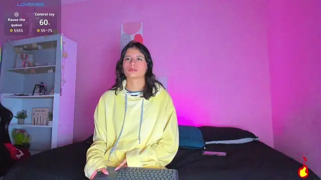 Georgina Ferri  online show from November 14, 2025, 5:11 pm