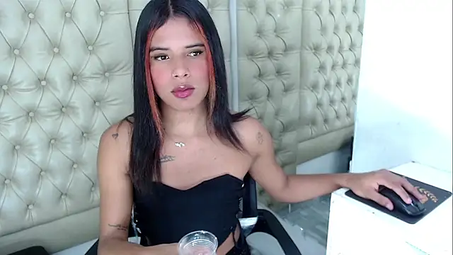 JessicaHott01 online show from March 22, 2026, 7:28 pm