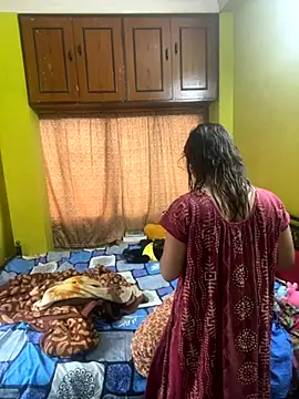 Snapshot of goodvibesonly44445 chatting on October 10, 2025, 8:13 am goodvibesonly44445 online show from October 10, 2025, 8:13 am