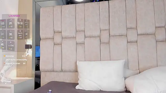 REINA ADAHARA online show from March 30, 2026, 8:37 am