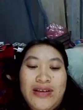 lusy-bae online show from November 4, 2025, 1:10 pm