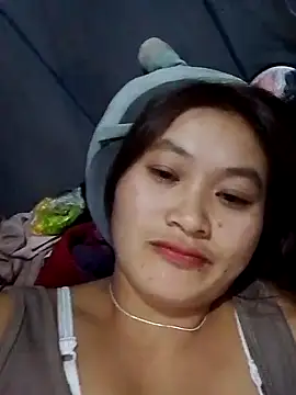 lusy-bae online show from November 6, 2025, 1:45 pm