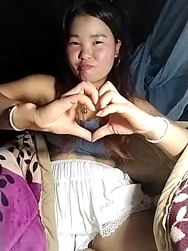 lylylove online show from March 24, 2026, 4:45 pm