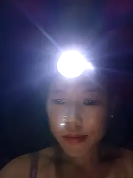 Ngocmi909 online show from October 25, 2025, 12:56 pm