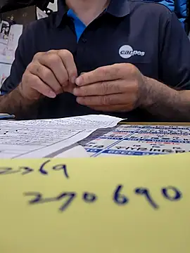 anggllaaa online show from October 23, 2025, 3:39 am