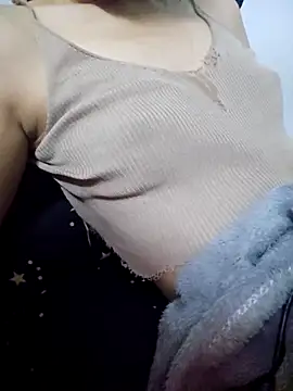  Thaotam  online show from October 15, 2025, 1:33 pm