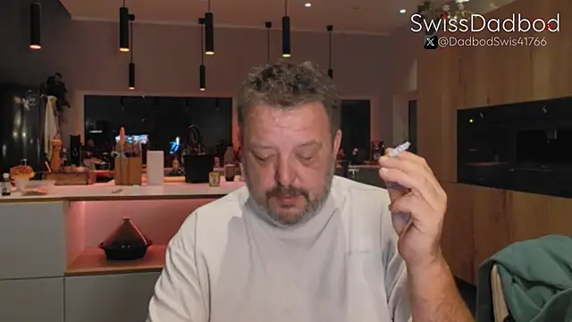 SwissDadbod online show from September 28, 2025, 8:25 pm