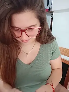 Snapshot of maaddison_mx chatting on May 14, 2026, 1:51 pm maaddison mx online show from May 14, 2026, 1:51 pm