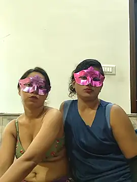 your chandni04 online show from November 18, 2025, 5:56 am