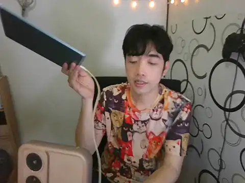 moaman190 online show from October 16, 2025, 2:51 pm