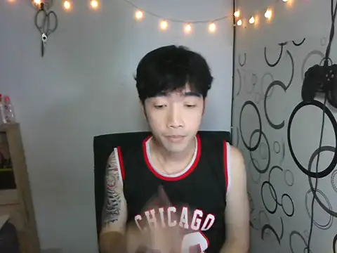 moaman190 online show from October 19, 2025, 4:18 pm