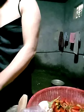 Maymay0033 online show from October 27, 2025, 10:58 pm