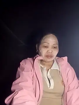  YooY  online show from September 29, 2025, 1:49 pm