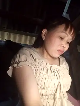  YooY  online show from November 14, 2025, 6:45 am