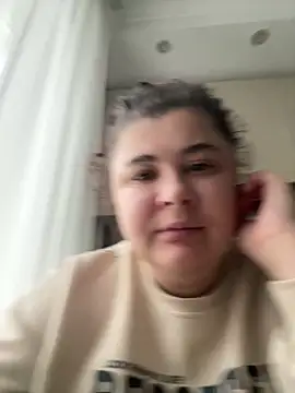 AliceCurlyX online show from February 18, 2026, 11:50 am