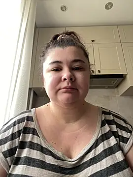 AliceCurlyX online show from March 2, 2026, 9:05 am