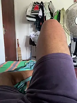 Snapshot of Senurak99 chatting on October 8, 2025, 8:12 am Senurak99 online show from October 8, 2025, 8:12 am