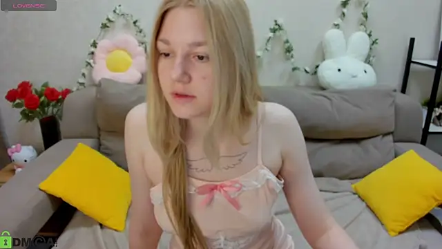 Sylvia Ortiz online show from March 18, 2026, 1:09 am