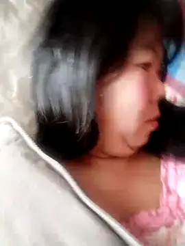 Snapshot of lusy-00 chatting on February 12, 2026, 2:28 am lusy-00 online show from February 12, 2026, 2:28 am