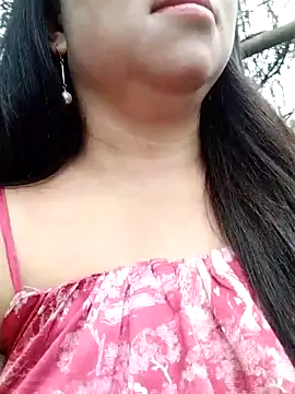 Snapshot of lusy-00 chatting on February 15, 2026, 3:14 am lusy-00 online show from February 15, 2026, 3:14 am