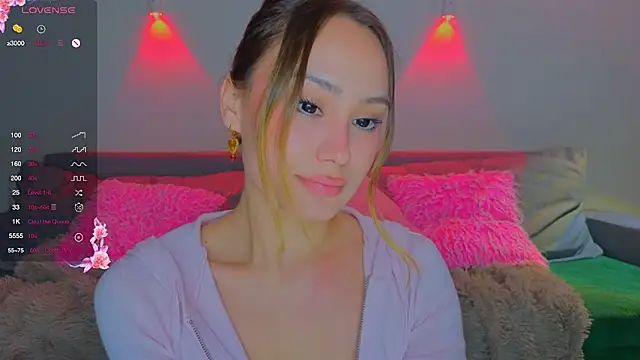 baobei03 online show from May 16, 2026, 8:29 pm