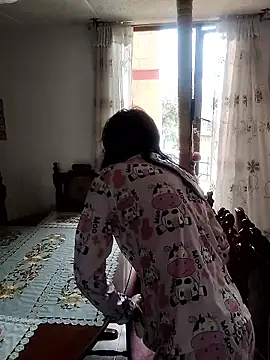 Queen Ashly online show from January 8, 2026, 5:37 pm