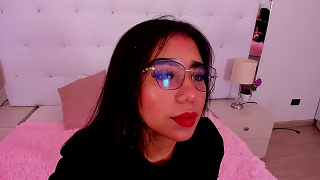 sweetabbey online show from November 23, 2025, 3:28 am