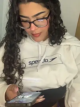 caritobeachdh online show from September 21, 2025, 4:25 am