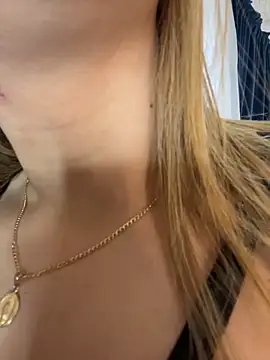 AngelBlushXXX online show from January 6, 2026, 10:01 pm