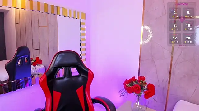 KendallJay online show from April 21, 2026, 1:42 am