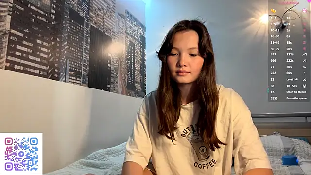 Snapshot of KiraVelvet chatting on September 23, 2025, 7:11 am KiraVelvet online show from September 23, 2025, 7:11 am