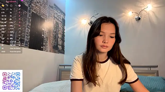 Snapshot of KiraVelvet chatting on September 27, 2025, 8:08 am KiraVelvet online show from September 27, 2025, 8:08 am