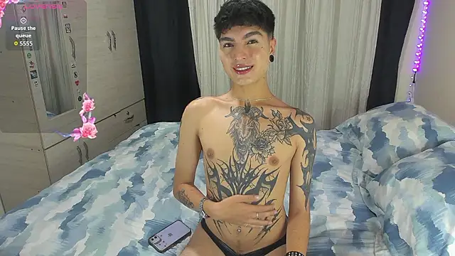 Dark luckyyy online show from February 14, 2026, 9:33 pm