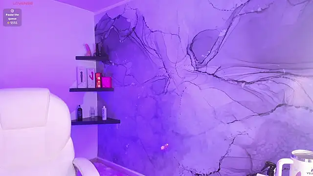 Lilokat  online show from January 13, 2026, 3:45 am