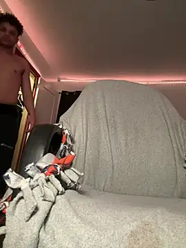 Troydaddy578 online show from March 28, 2026, 5:18 am