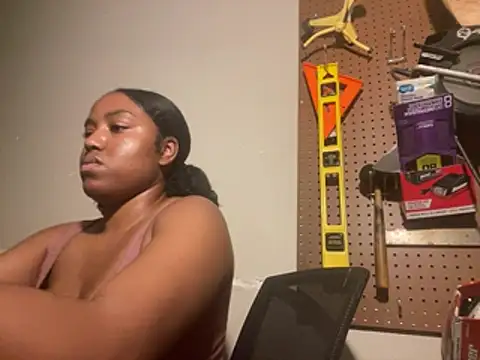 princesslivv online show from July 22, 2026, 3:20 am
