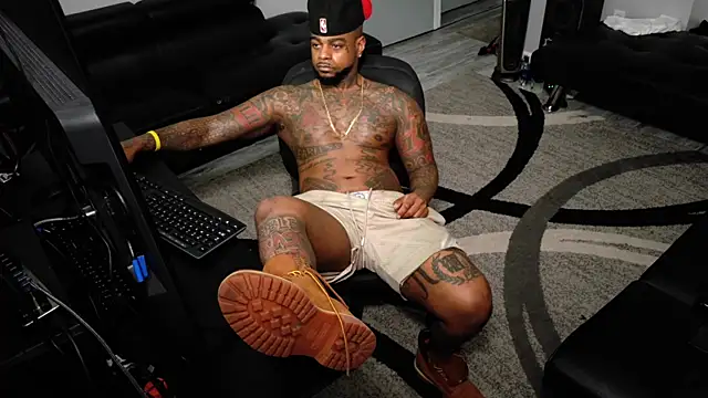 SLANGONDEMHOES online show from March 2, 2026, 8:48 pm