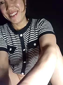 Fienjr online show from November 16, 2025, 6:13 pm