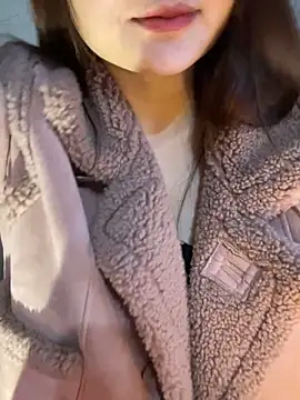 Hinne07 online show from January 14, 2026, 2:55 pm