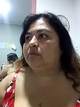 curvy diva  online show from November 10, 2025, 10:03 am