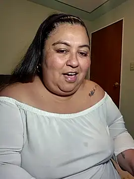 curvy diva  online show from March 2, 2026, 11:22 pm