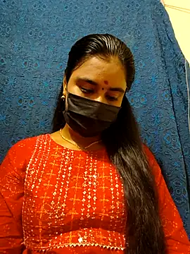 mini-queen online show from April 11, 2026, 6:01 pm