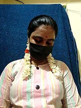 mini-queen online show from April 16, 2026, 5:58 pm